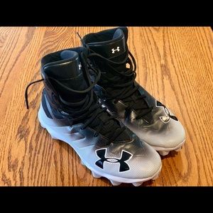 UA Highlight Hi-Top football cleats sz 10.5 superb
